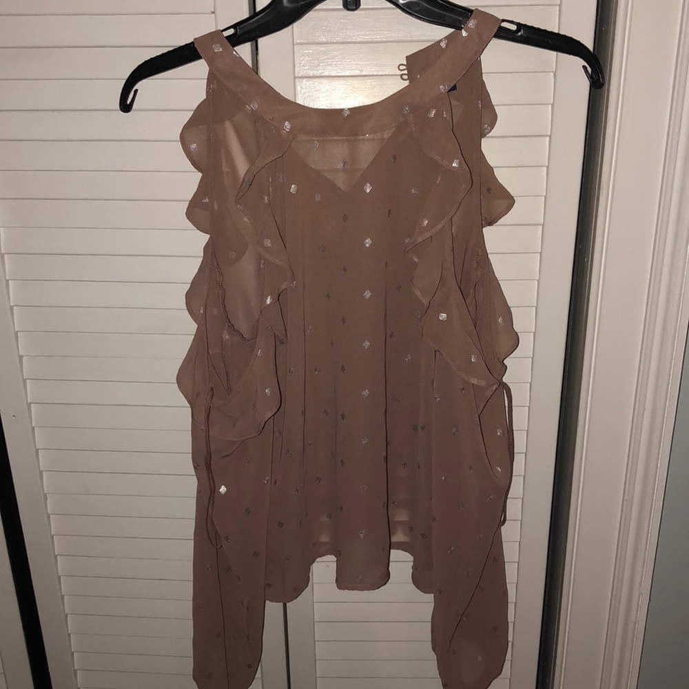 A never worn Aeropostale blouse top